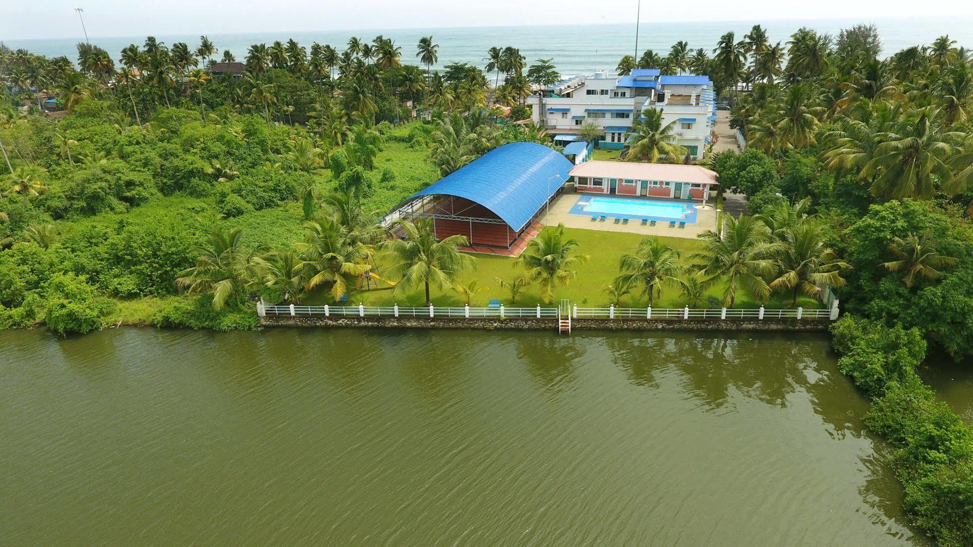 Blue Waters Cherai Черай-Бич Экстерьер фото
